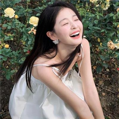 红衣少女